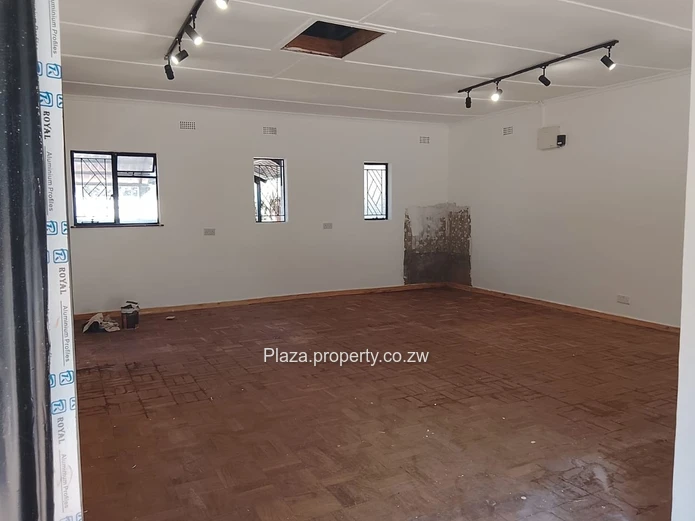 Retail/Shop to Rent in Vainona
