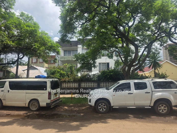 Furnished Flat In The Avenues