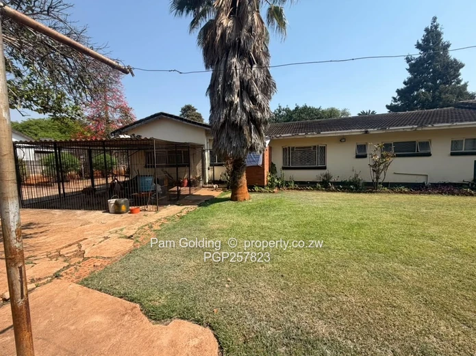 5-Bed Parklands Home with Borehole & beautiful Lawn (Sole Mandate)