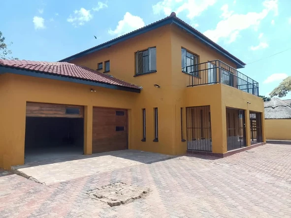 5 Bedroom House