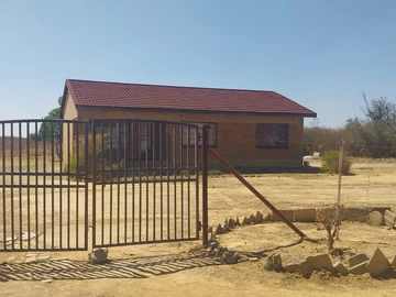 Farm & Agricultural Land