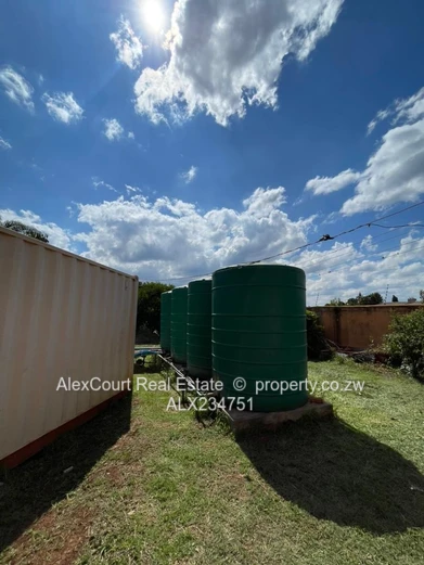 Stunning MIllion Dollar Gletwyn Park House! Bargain!