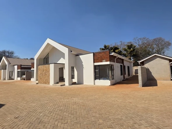 3 Bedroom Garden Flat