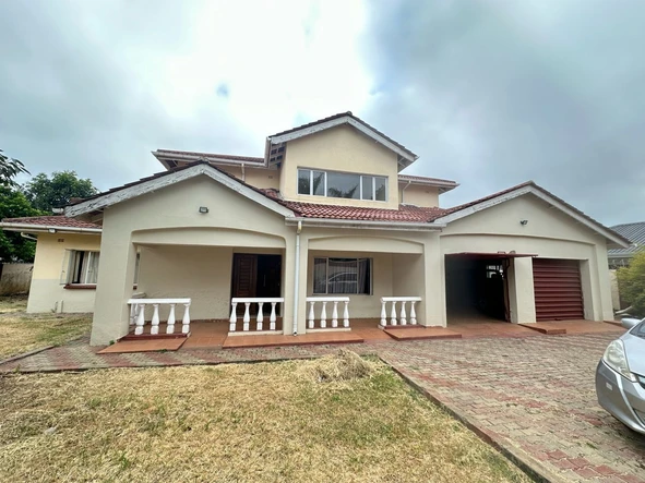 6 Bedroom House