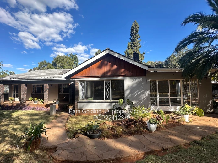 5 Bedroom Home - The Grange 