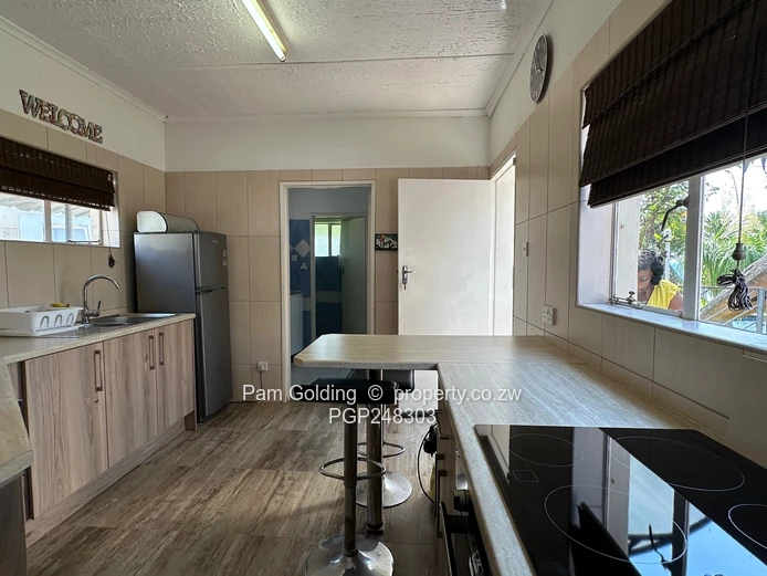 Beautiful Family Home For Sale In Woodlands (Sole Mandate)
