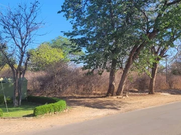 Commercial & Industrial Land