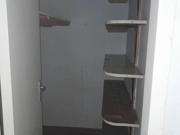 Flat & Apartment