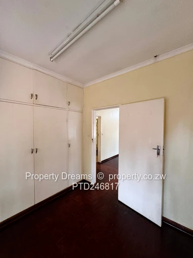 A Versatile 3 Bedroomed in Hillside - IDEAL HOME & BUSINESS