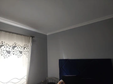 2 Bedroom Flat & Apartment