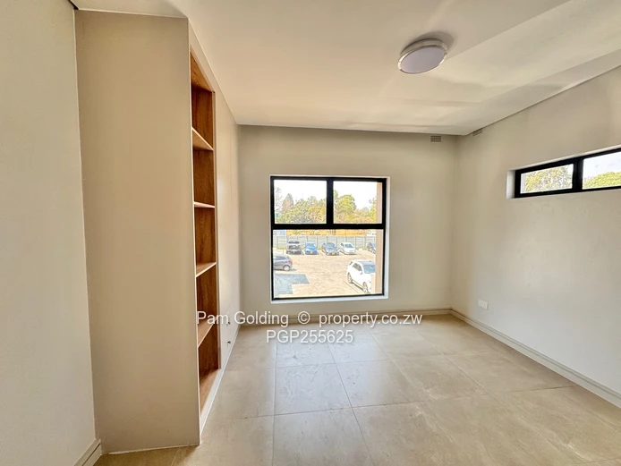 Modern 3 Bedroom Apartment - Highlands 