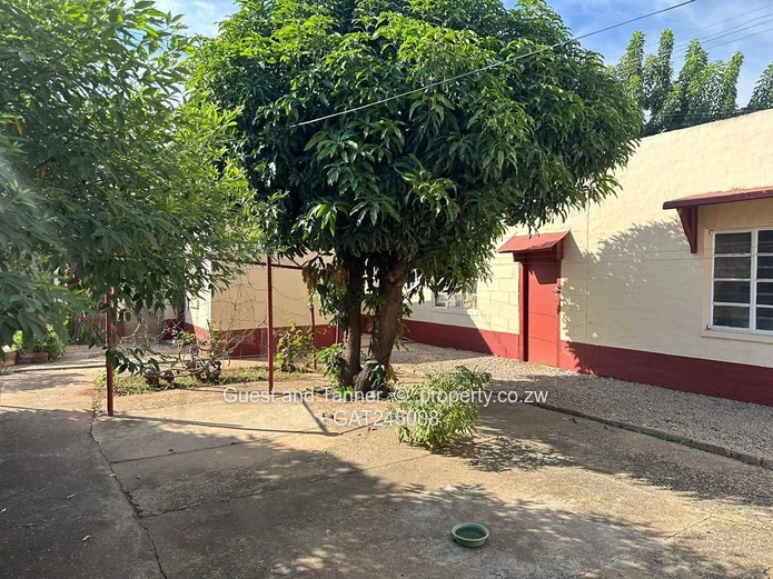 Townhouse in  Bulawayo CBD For Sale