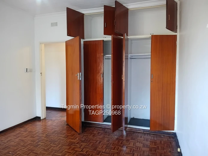 Modern 2-Bed fla for Rent in Sentosa Heights Complex (Roy road)