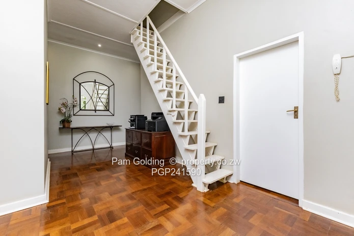 Classic Cape Dutch Architecture in Greendale North / Highlands