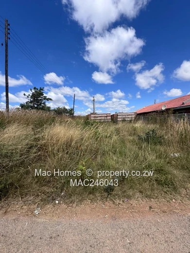 Partially Walled 348 m² Stand on Tarred Main Road, Damofalls (Sole Mandate)
