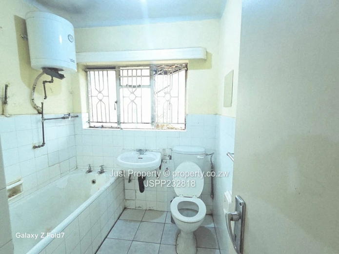 Ground-Floor 100m² Office w/ Fitted Kitchen — Avenues CBD