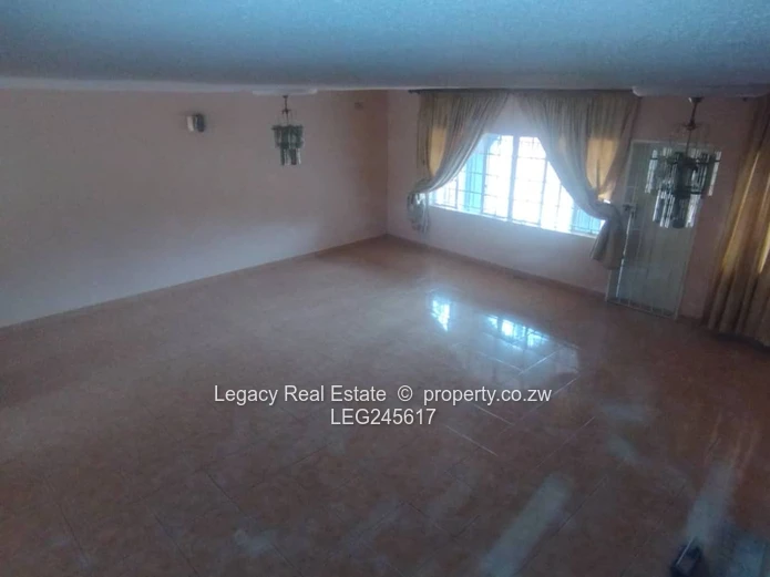 Comfortable Cluster Home To Let In Bluff Hill