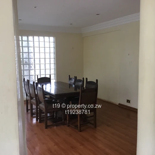 An Elegant 5 bedroom House