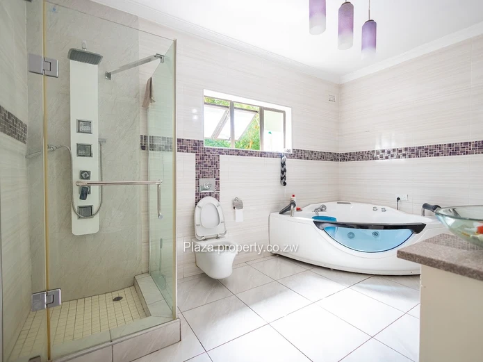 Monavale - Expansive Split-Level Family Home