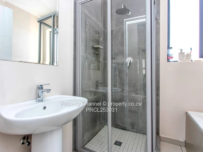 4 Bedroom Cluster For Sale in Craigavon, Sandton, Johannesburg