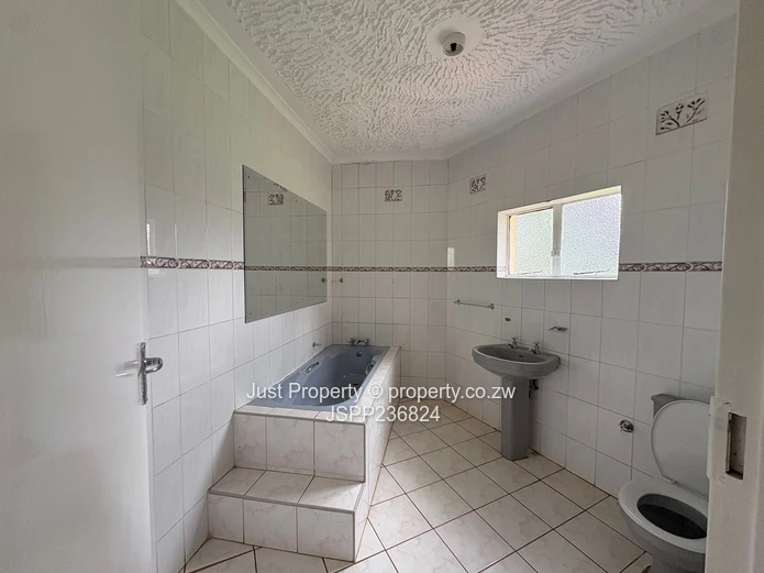 Neat Modern House To Rent