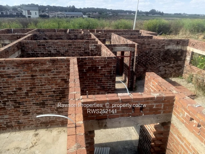 Finish to your own taste in Madokero Estate  (Sole Mandate)