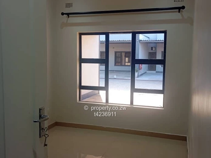 Strathaven Townhouse to rent 