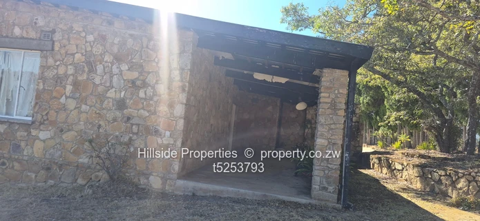 House of stones for sale  (Sole Mandate)