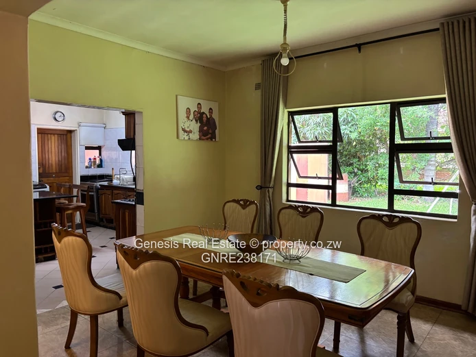 Enchanting 4 bedroom house in the Brooke Golf Estate