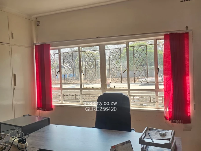 Rhodesville Office with Built-in Storage, Tiled WC — 200m²