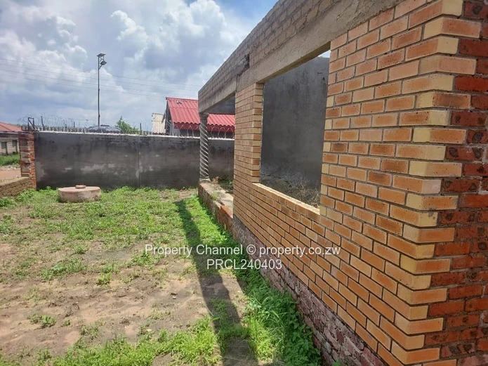 Incomplete 4-Bedroom House for Sale – Chitungwiza Unit L
