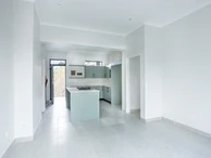 2 Bedroom Flat & Apartment