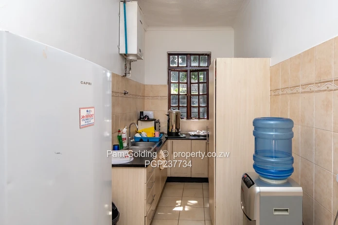 The Perfect Business Location: Close to the City & Major Hospital.