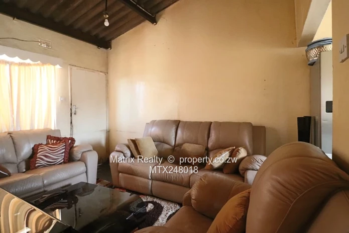 Affordable 2-Bed Flat at Flamingo Flats, Norton