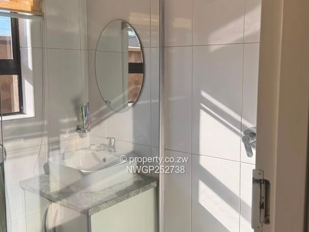 Exceptional Family Home with Cottage for Sale – Emhlangeni