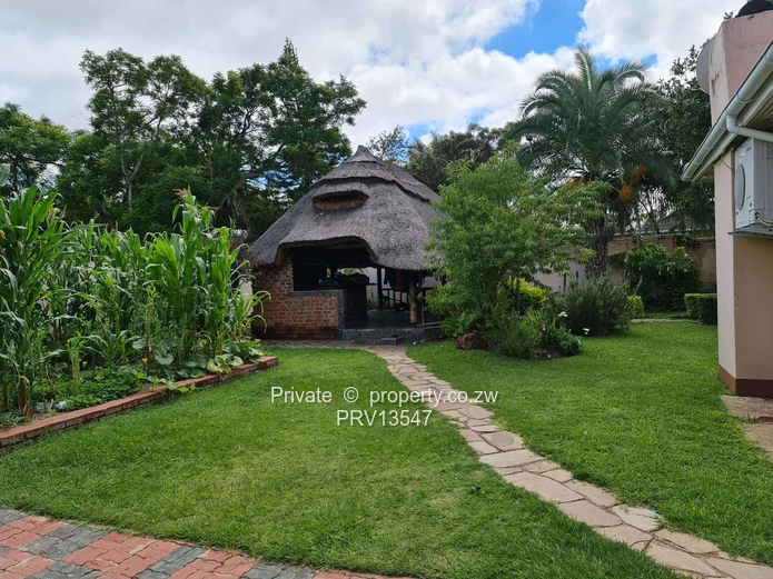 Neat Compact 3 Bedroomed House Avondale