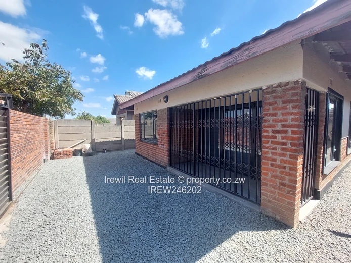 Gleinview 7 Extension 3 Bed
