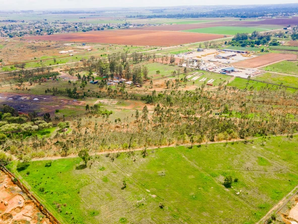 Commercial & Industrial Land