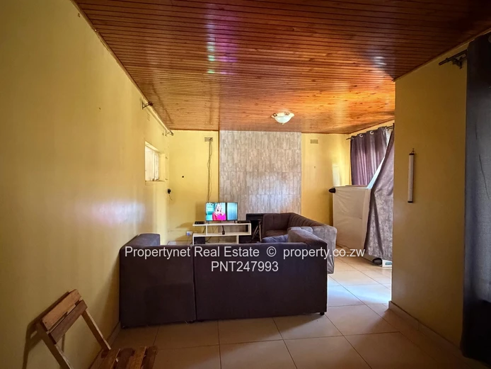 Solid neat family home!!!