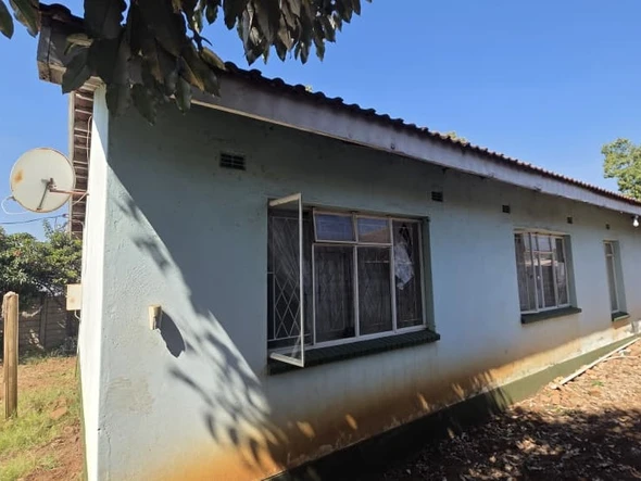 2 Bedroom House