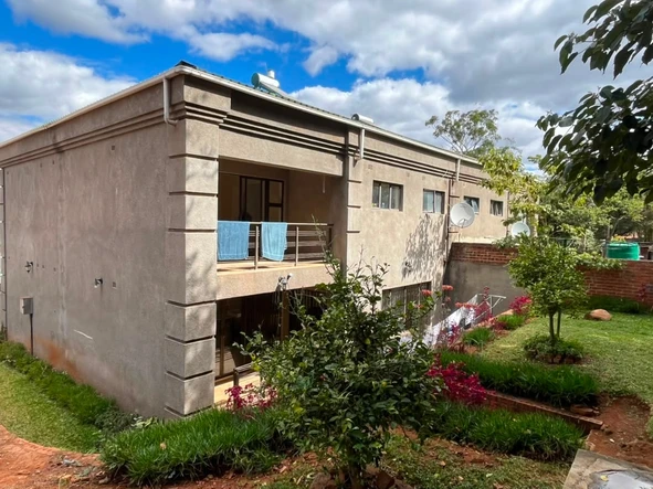 4 Bedroom Garden Flat