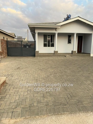 Greendale 3 bed +1bed staff quarters 