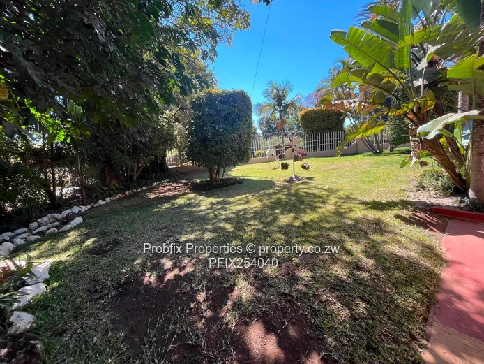 Stunning 6-Bedroom Double Storey Home | Borrowdale West