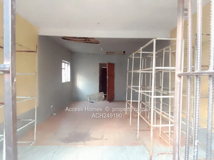 Chitungwiza Manyame Park Shop for sale 