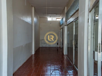 Shop & Retail Property