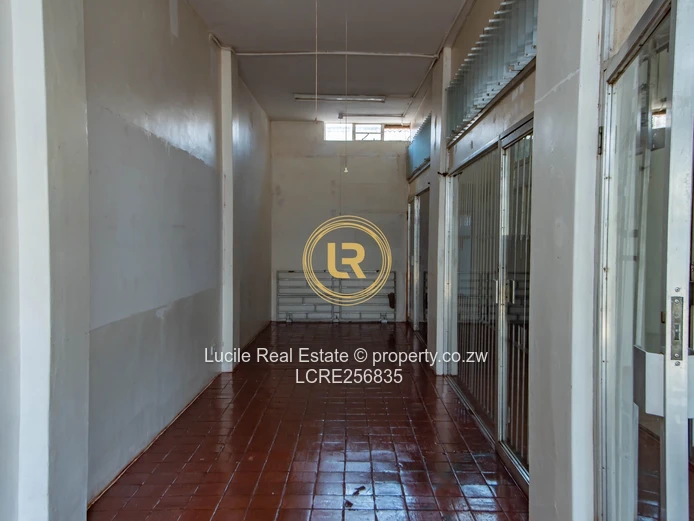 Prime Commercial Space To Let – Strathaven Shopping Centre, Harare