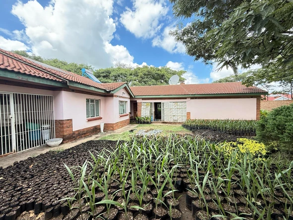 5 Bedroom House