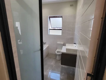 4 Bedroom Garden Flat