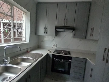2 Bedroom Garden Flat