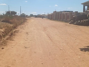 Commercial & Industrial Land